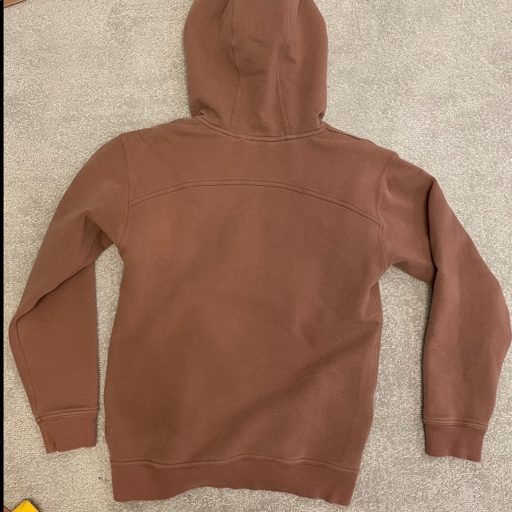 Lululemon sweatshirt